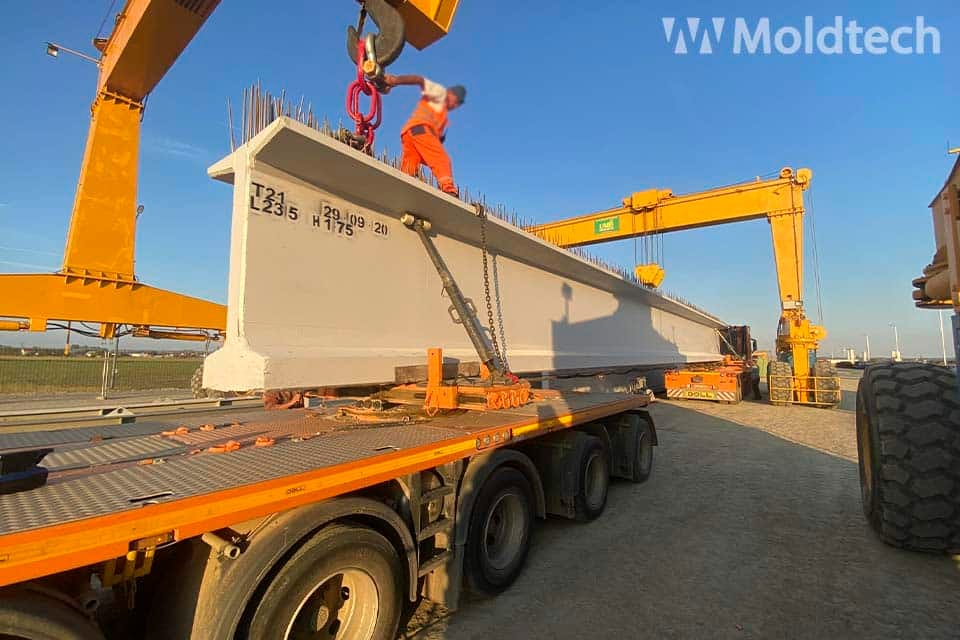 Transporte de la viga puente