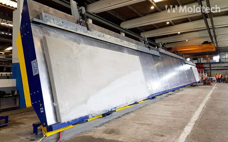 Tilting tables Moldtechsl