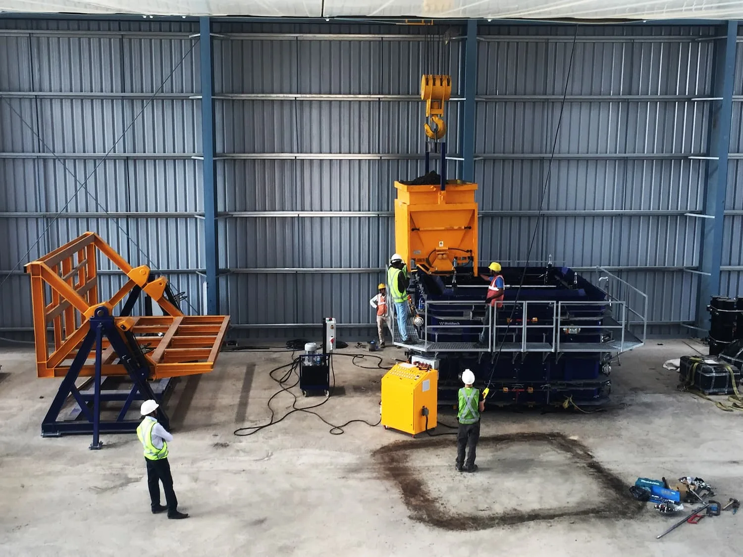 Turner for box culverts