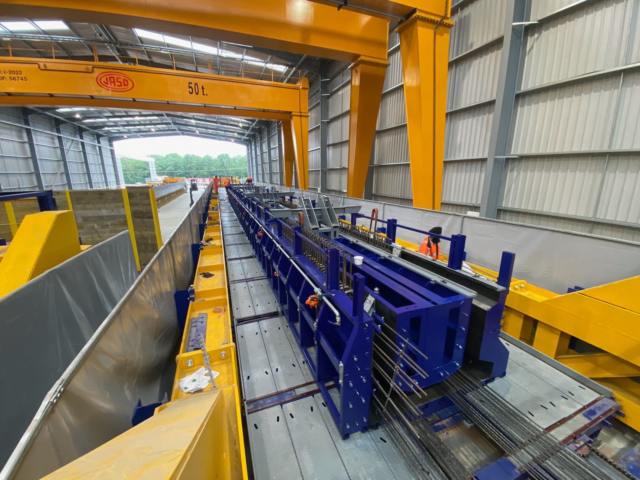 Mold for U girder
