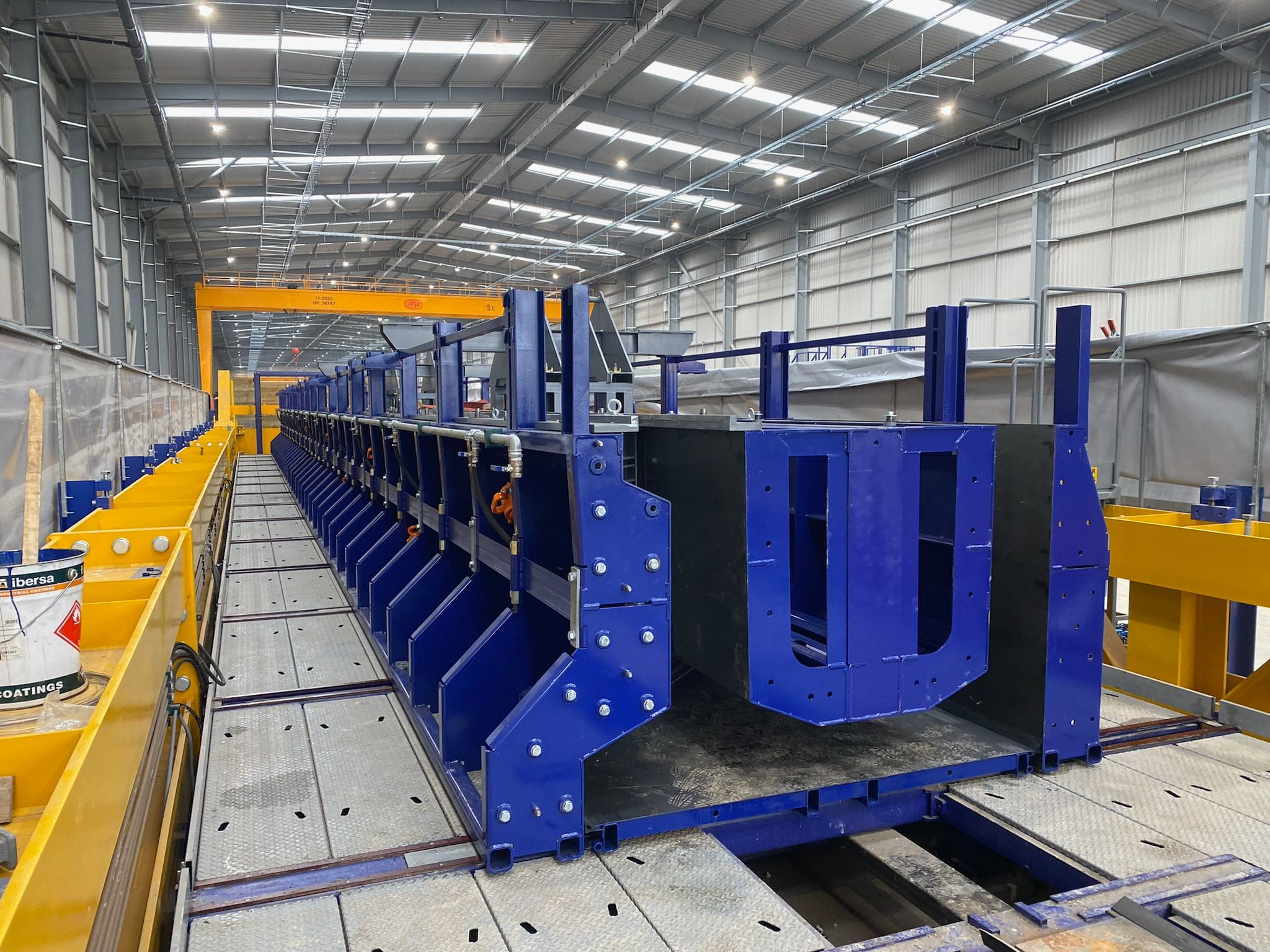 Mold for U girder